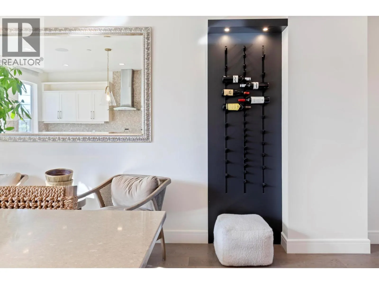 3756 Lakeshore Road Unit# 13