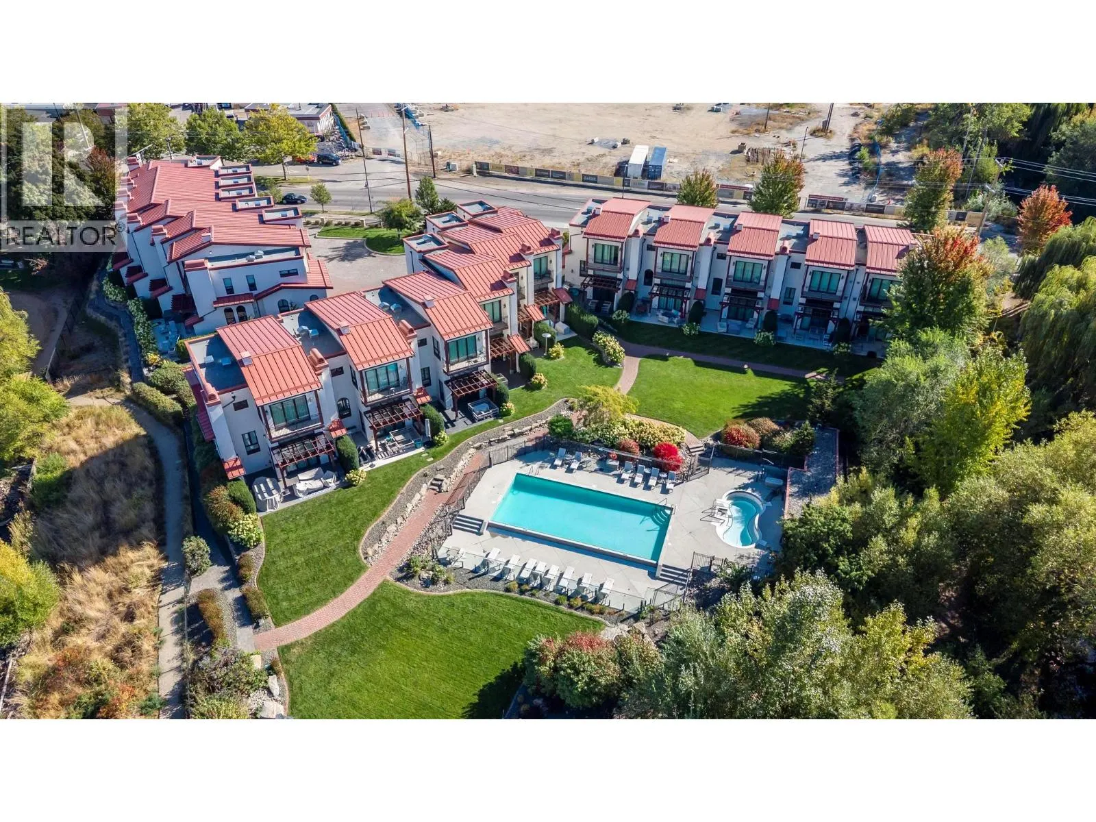 3756 Lakeshore Road Unit# 13