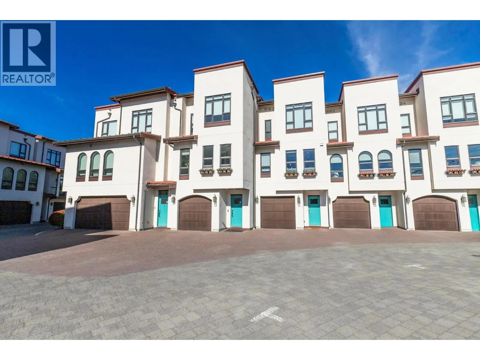 3756 Lakeshore Road Unit# 13