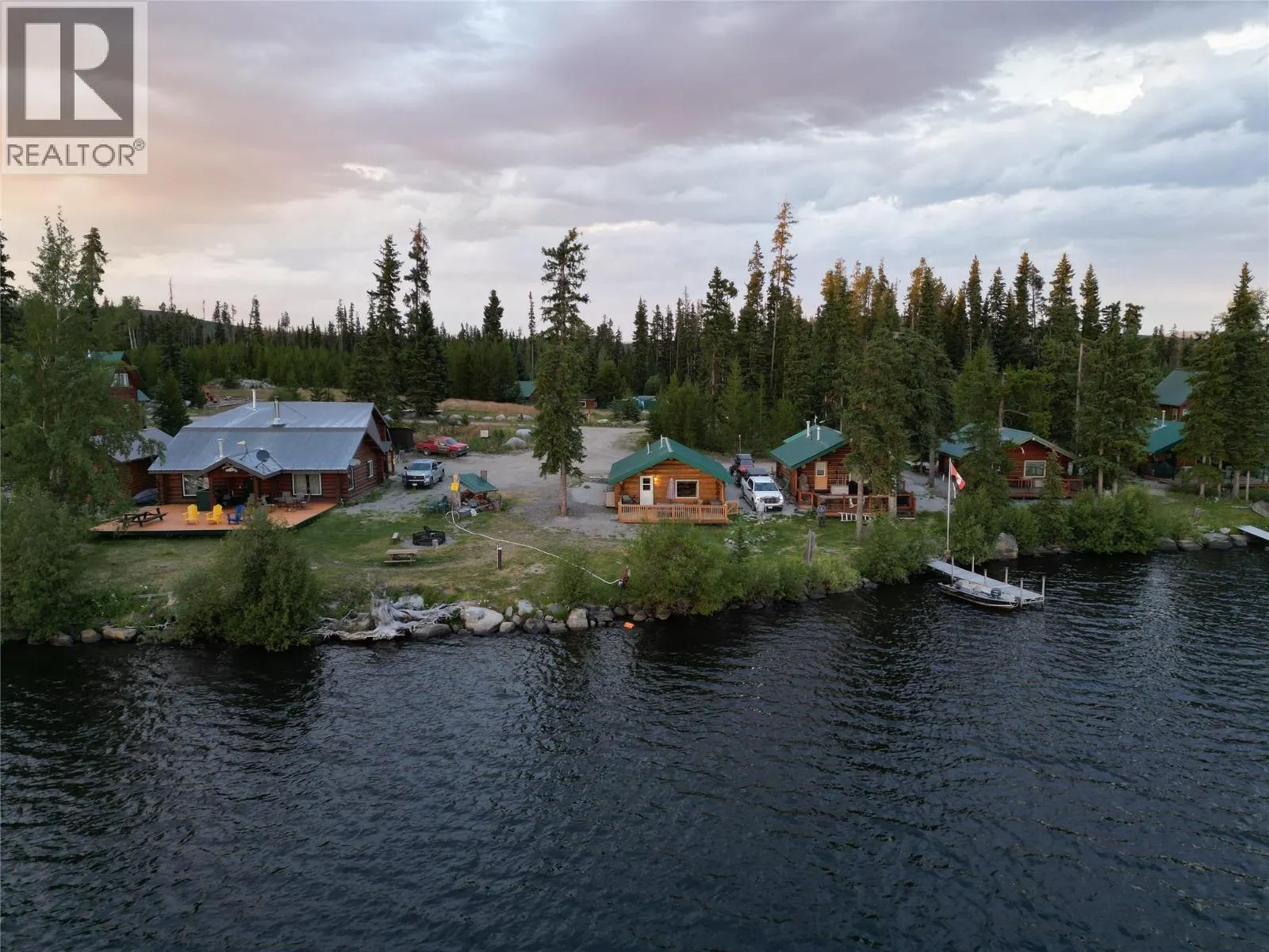 Cabin 10 Hatheume Lake Lodge