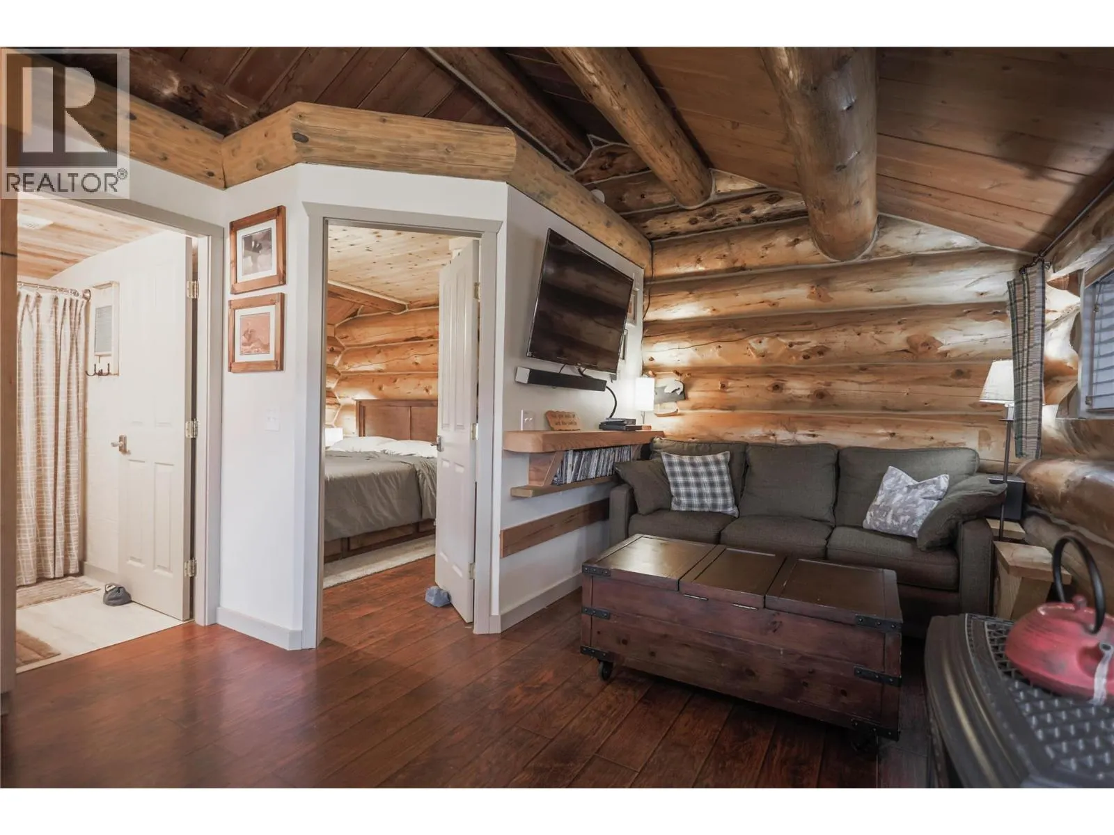 Cabin 10 Hatheume Lake Lodge