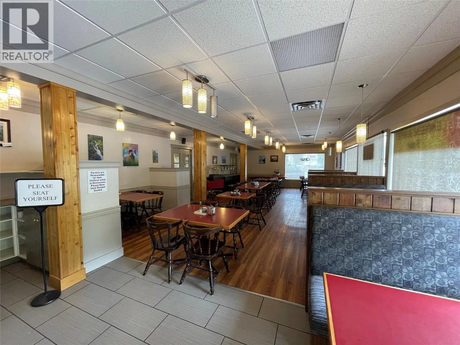 7513 MAIN  W Street