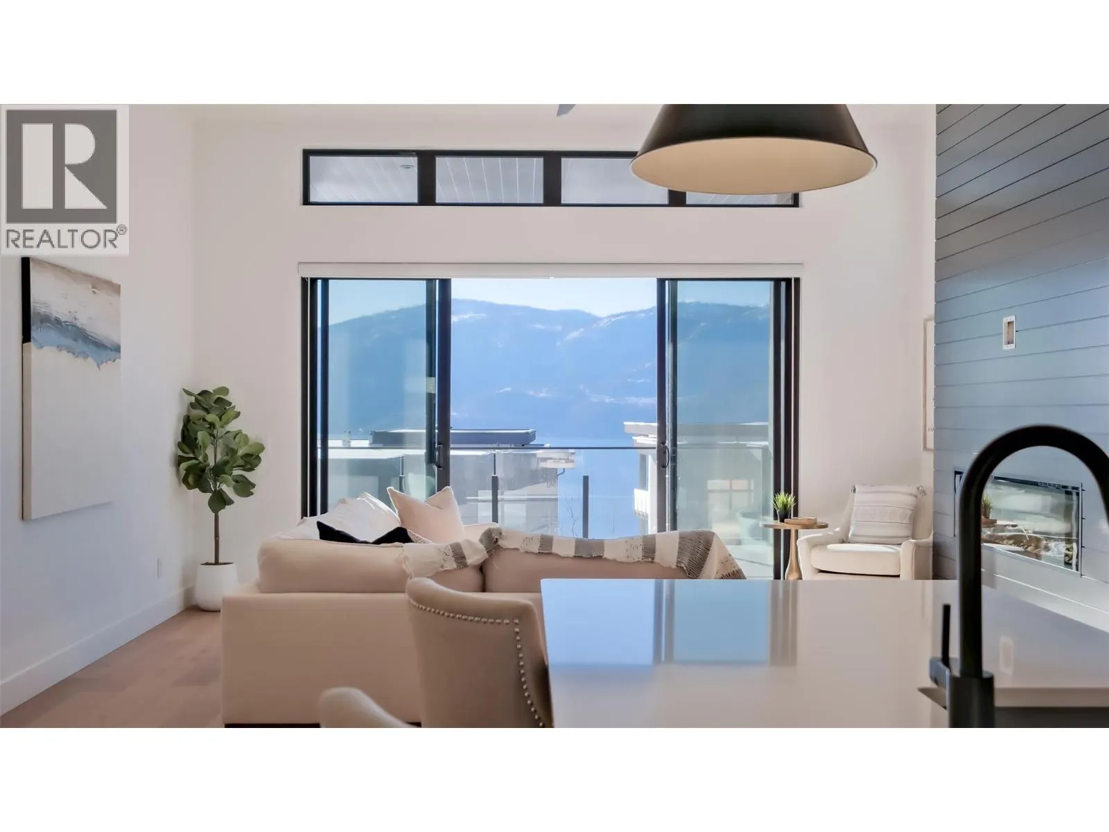 9201 Okanagan Centre Road W Unit# 19