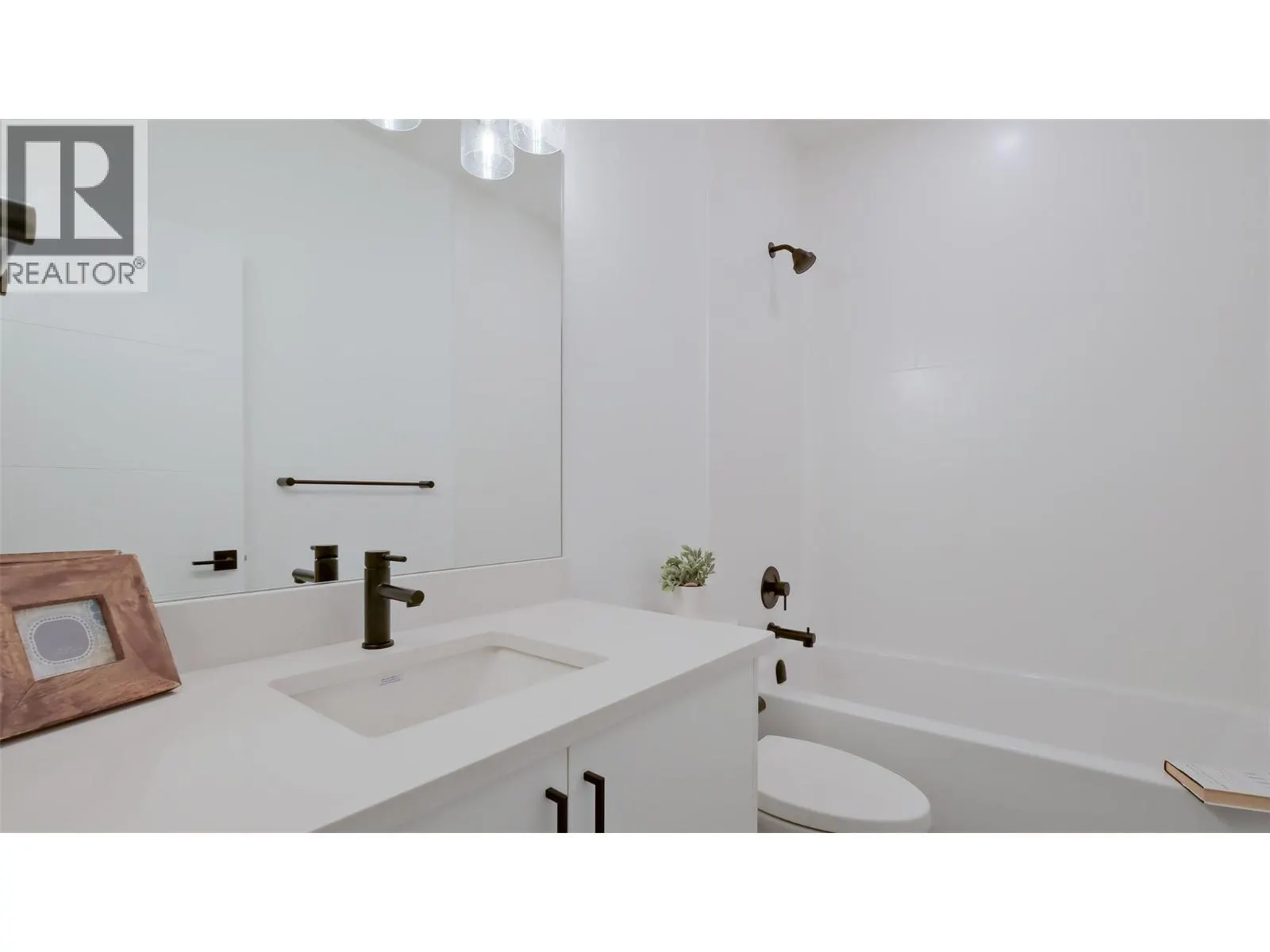 9201 Okanagan Centre Road W Unit# 19