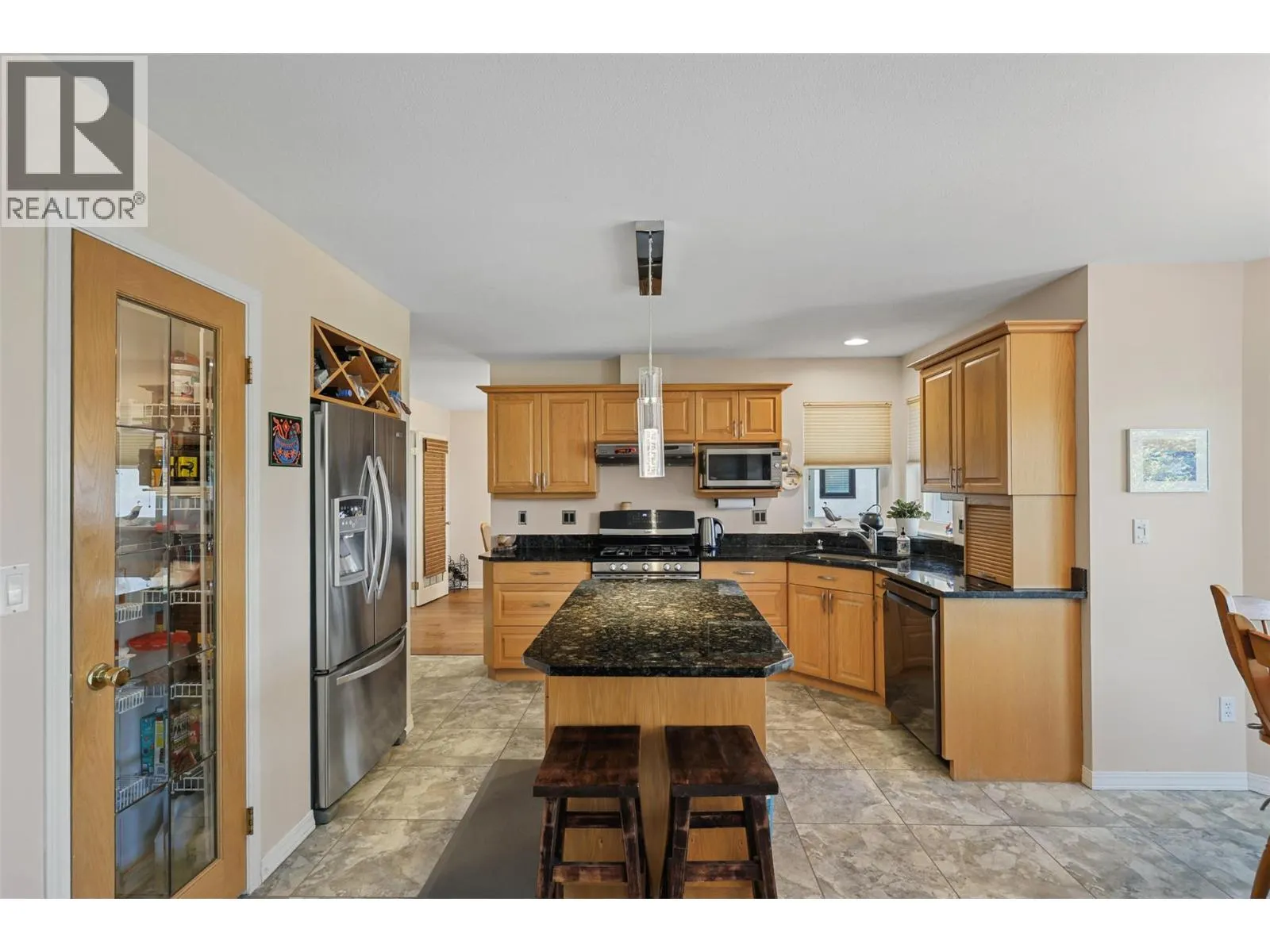 225 Sunhill Court