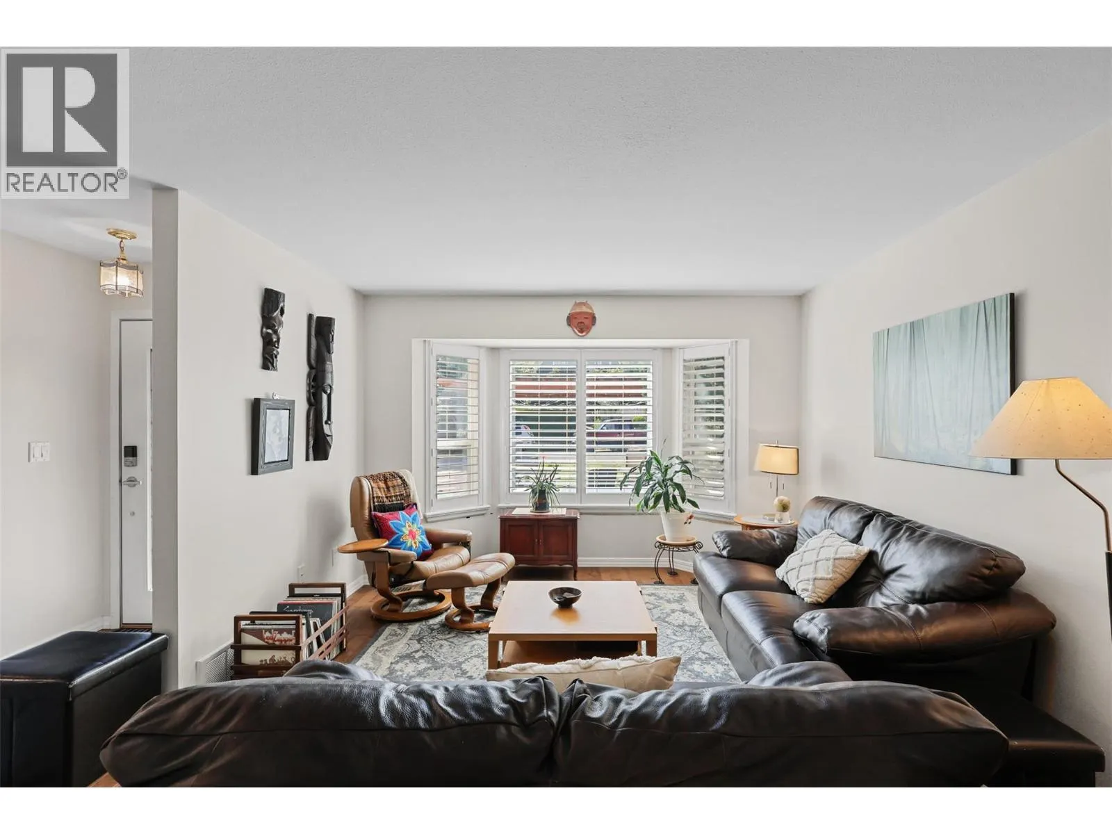 225 Sunhill Court