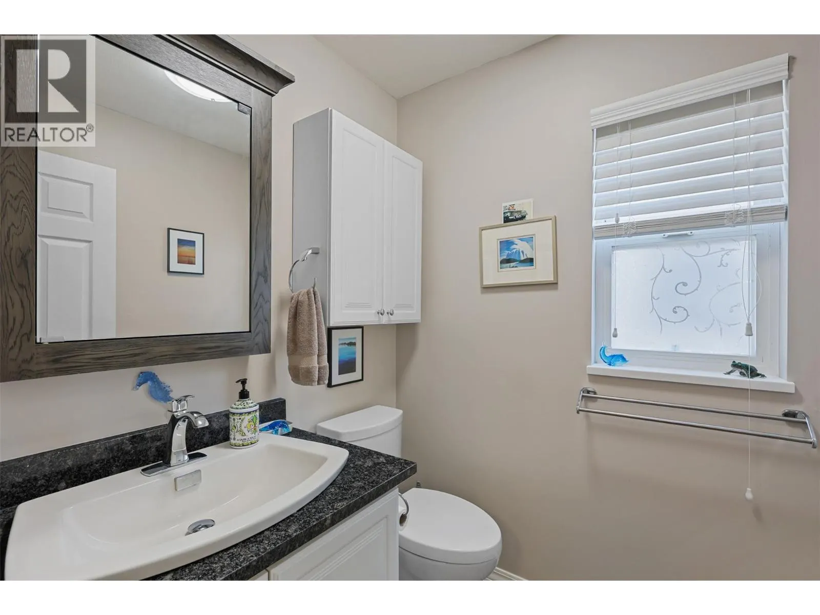 225 Sunhill Court