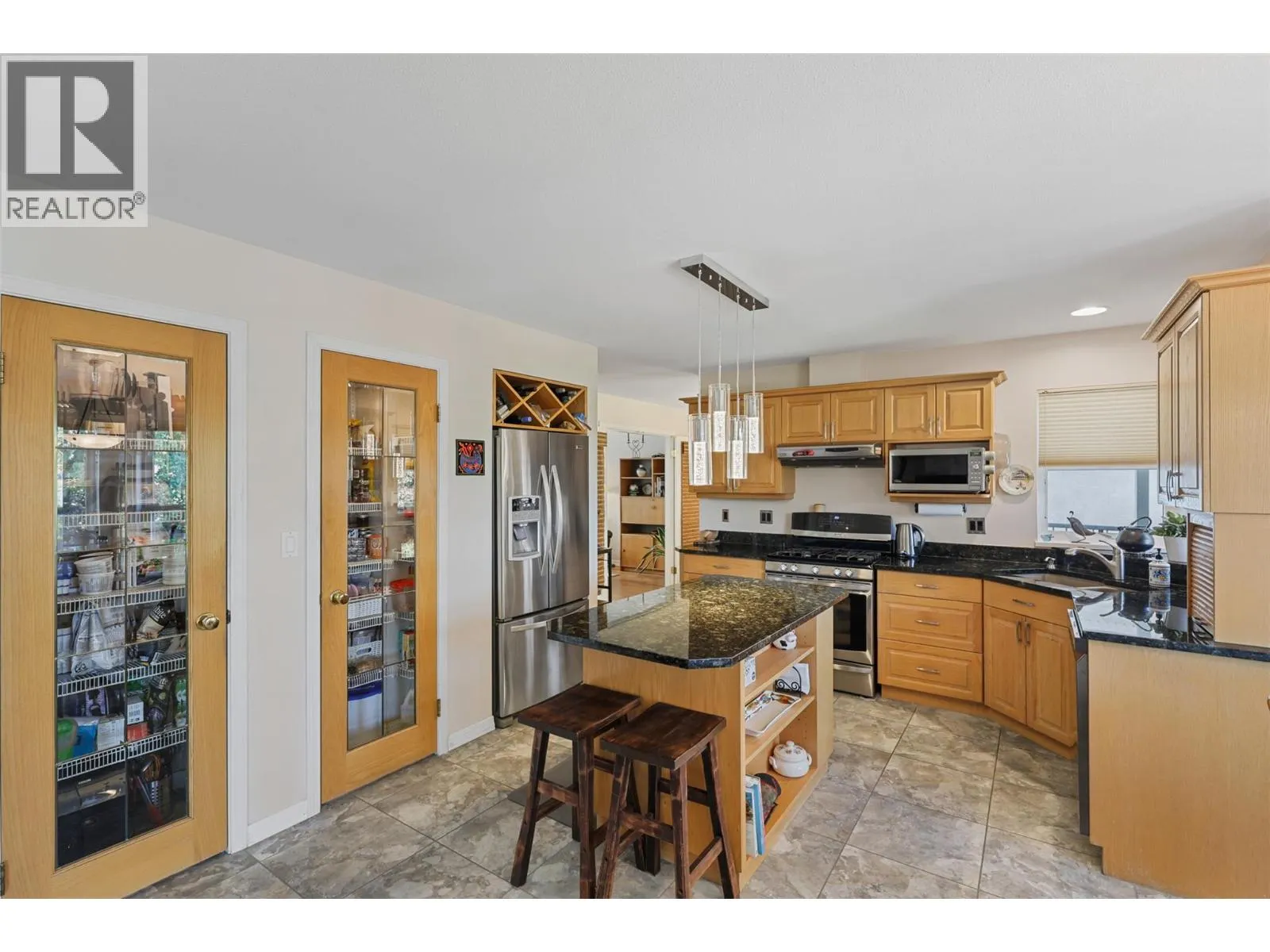 225 Sunhill Court