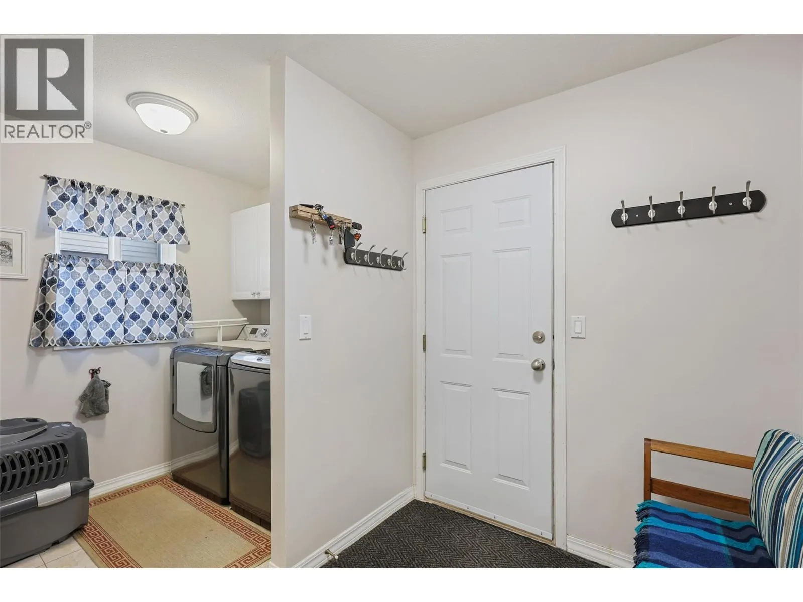 225 Sunhill Court