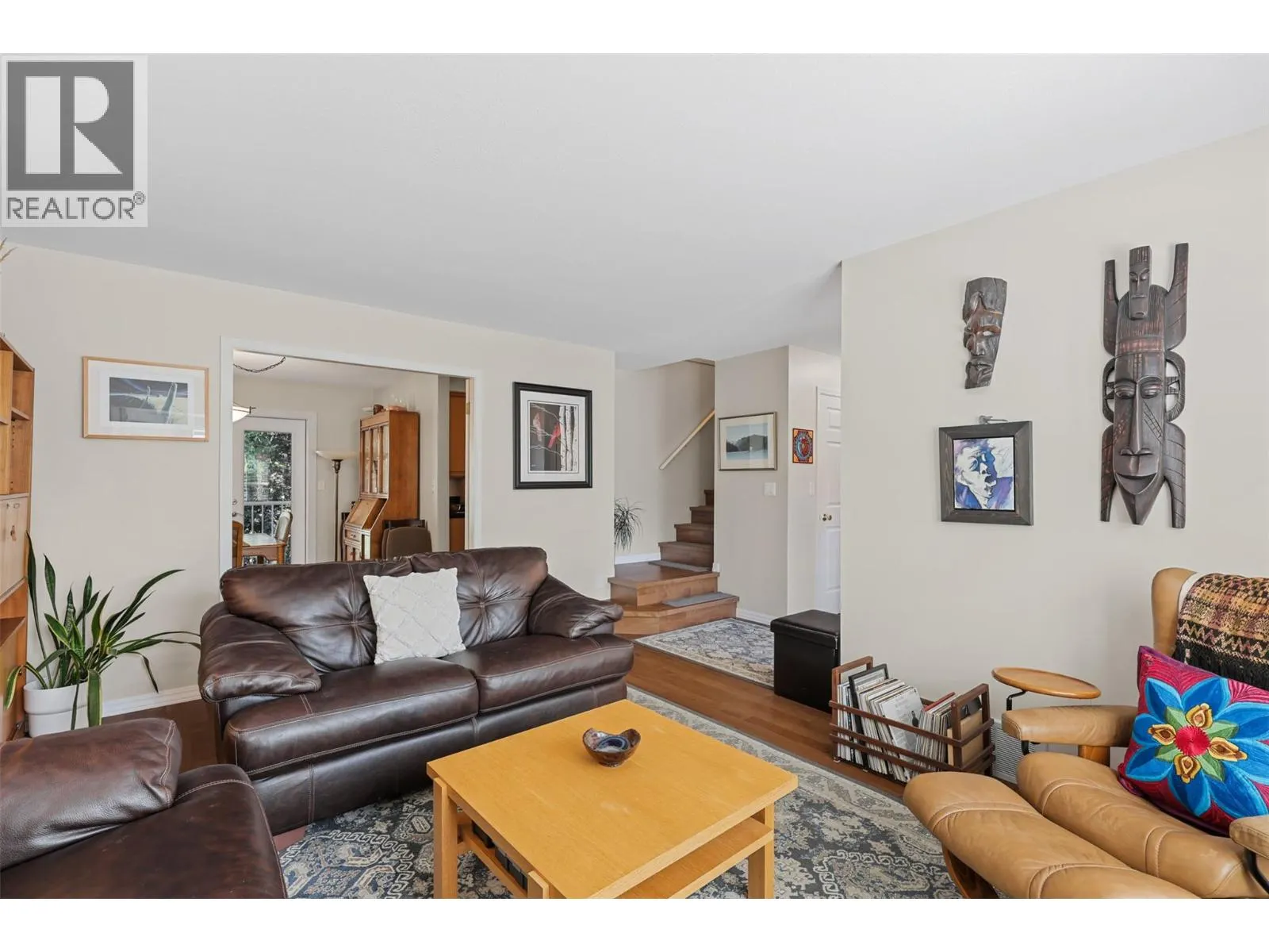 225 Sunhill Court