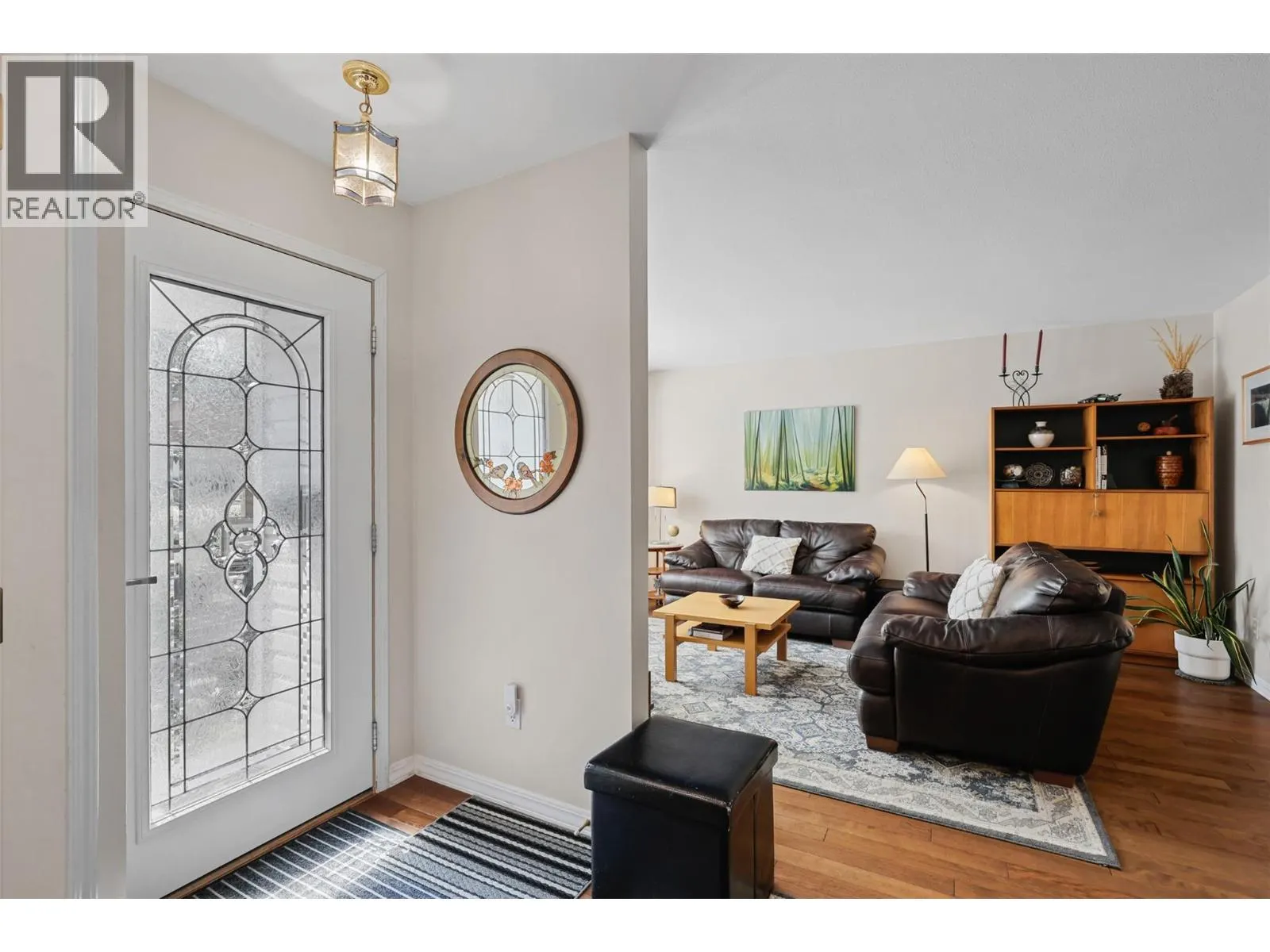 225 Sunhill Court