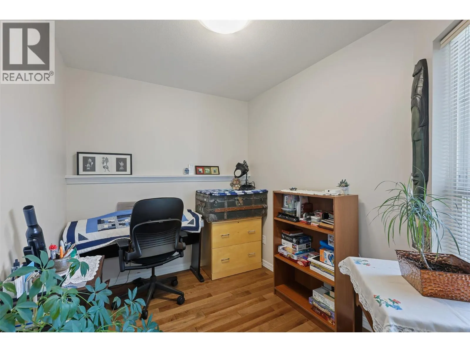 225 Sunhill Court