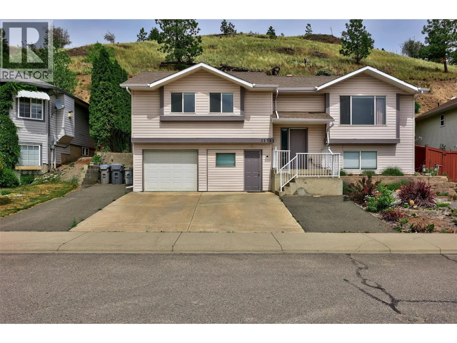 1374 SUNSHINE Court