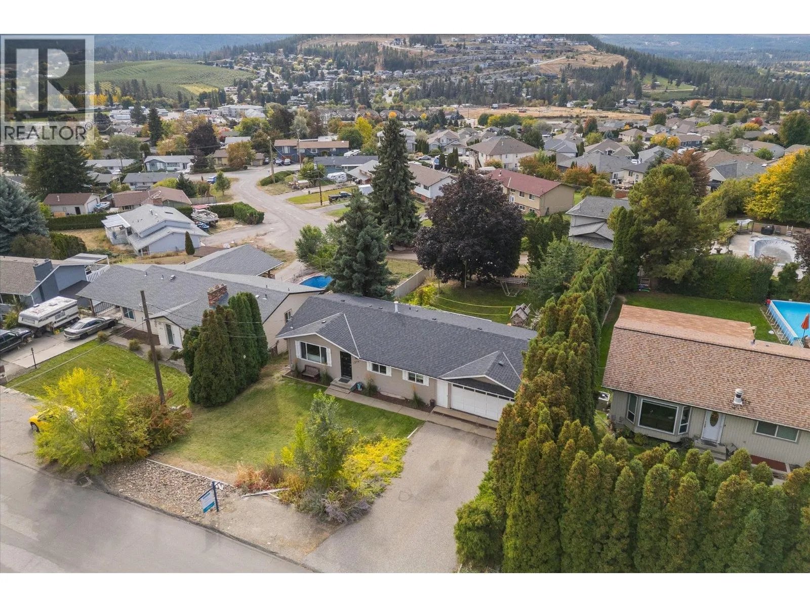 1234 Oswell Drive