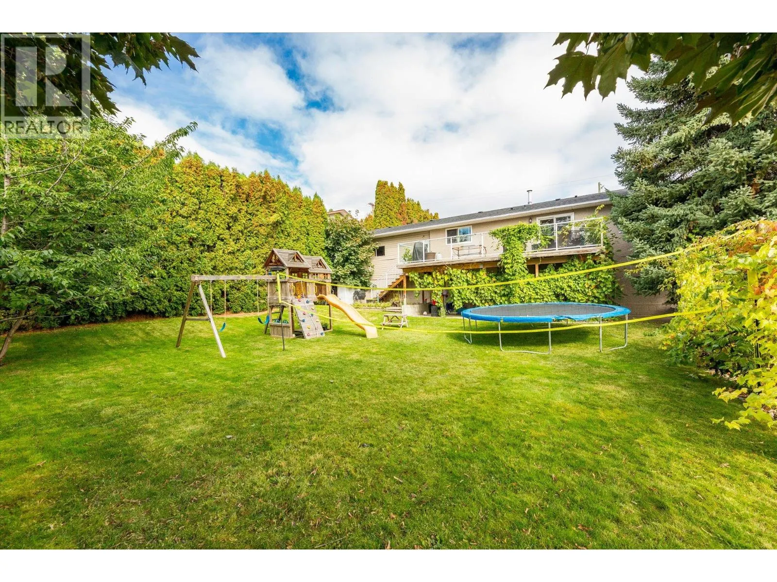 1234 Oswell Drive