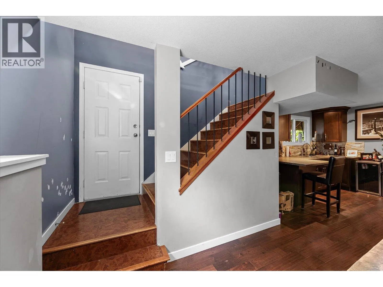 1234 Oswell Drive