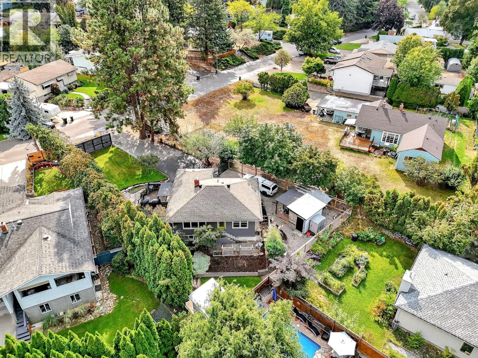 1230 Ridgeway Drive