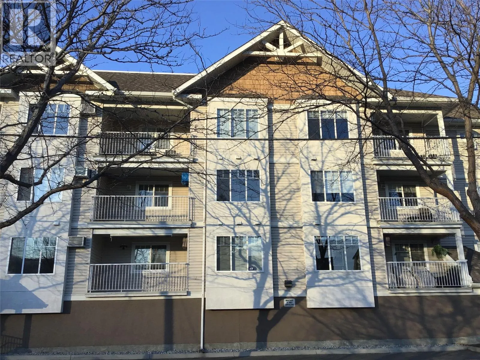 120 VERNON Avenue Unit# 209