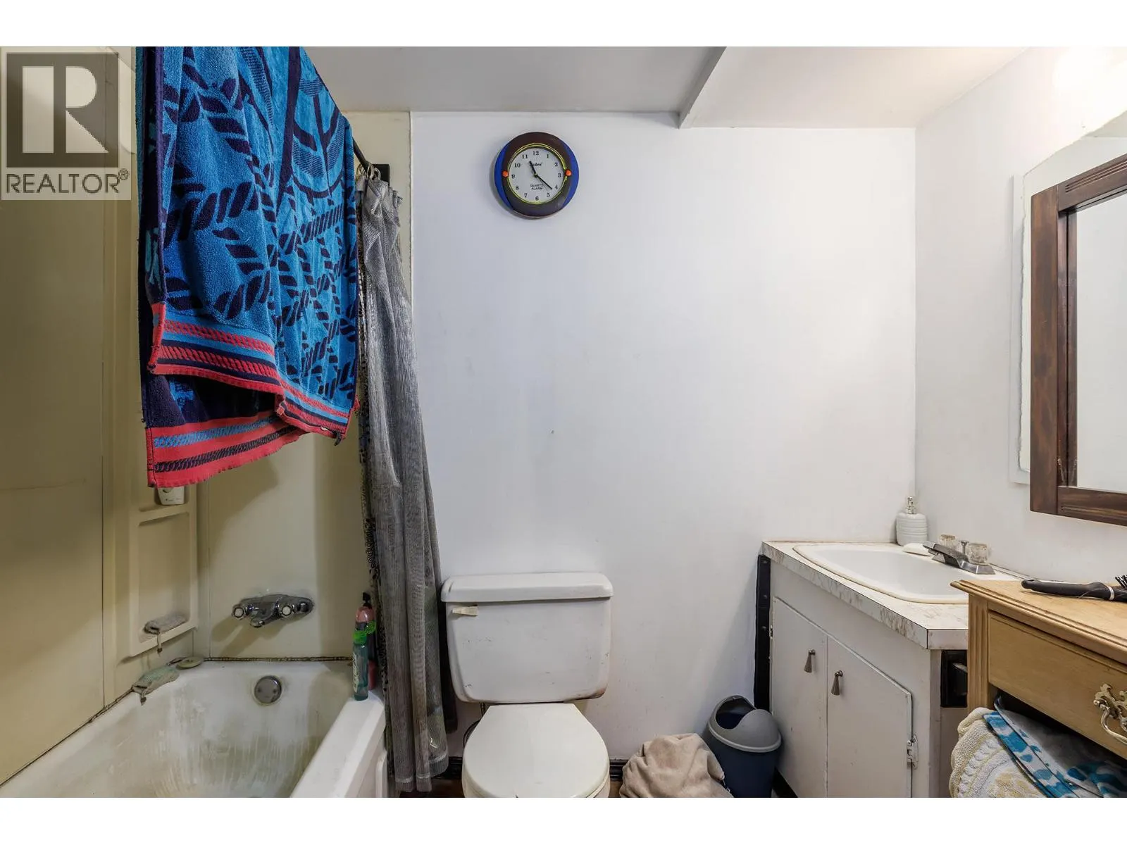 1211 Centennial Crescent