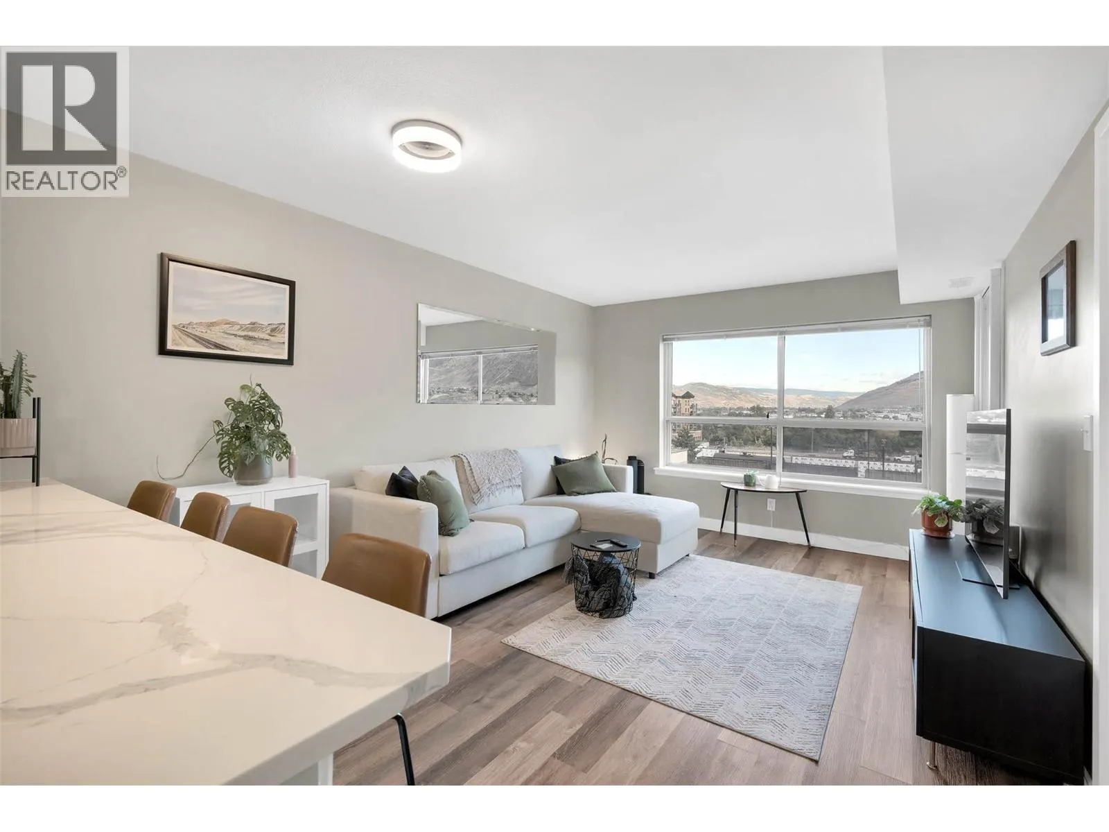 629 Lansdowne Street Unit# 402