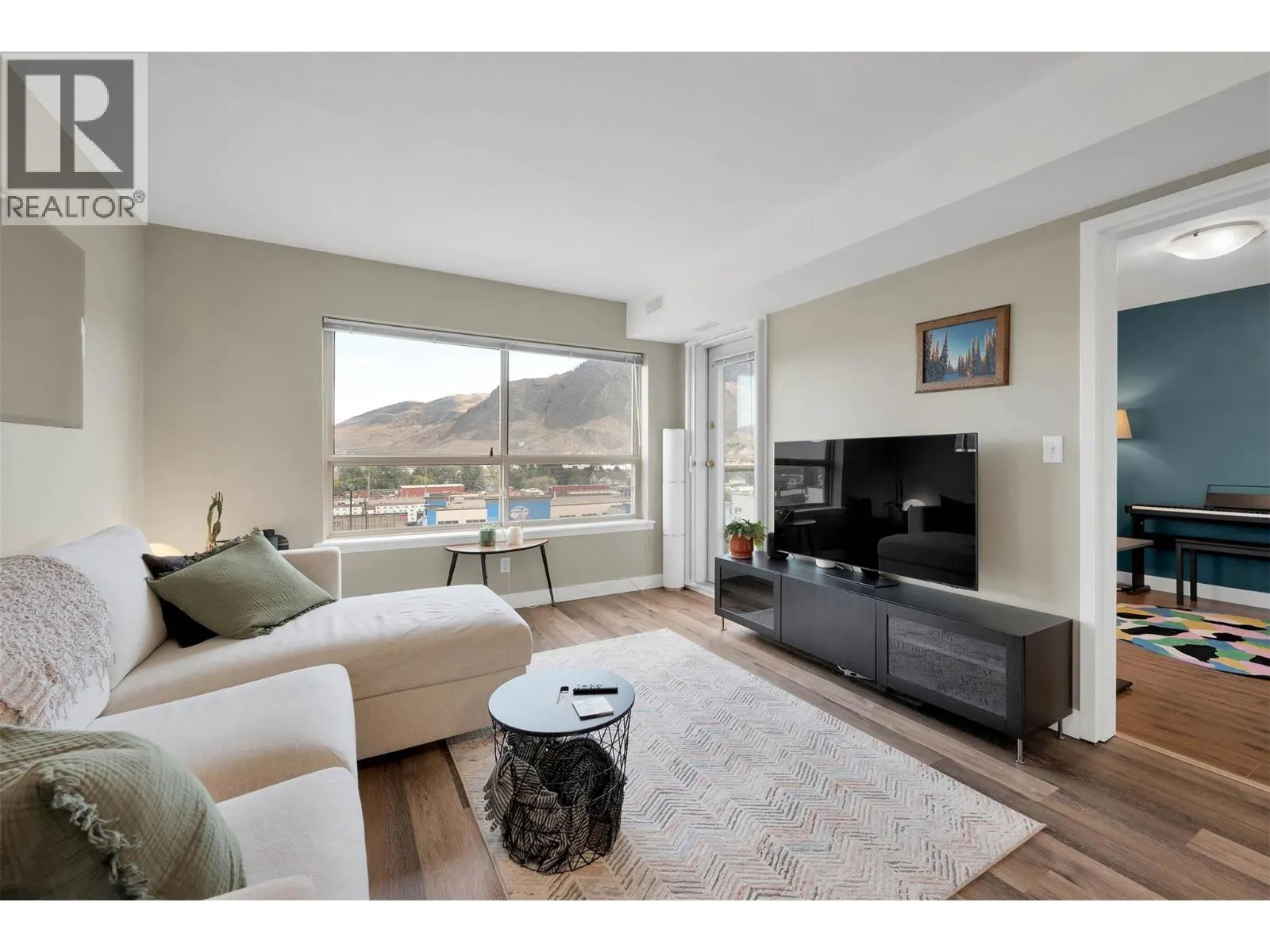629 Lansdowne Street Unit# 402