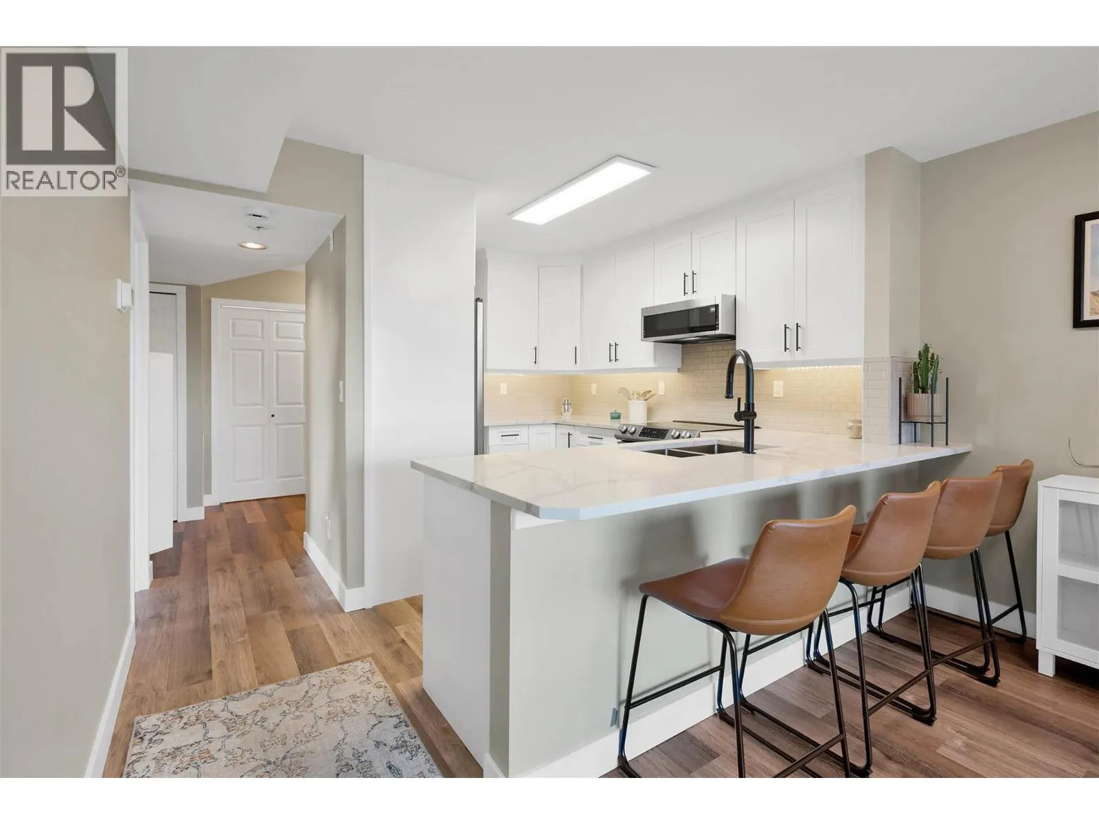 629 Lansdowne Street Unit# 402