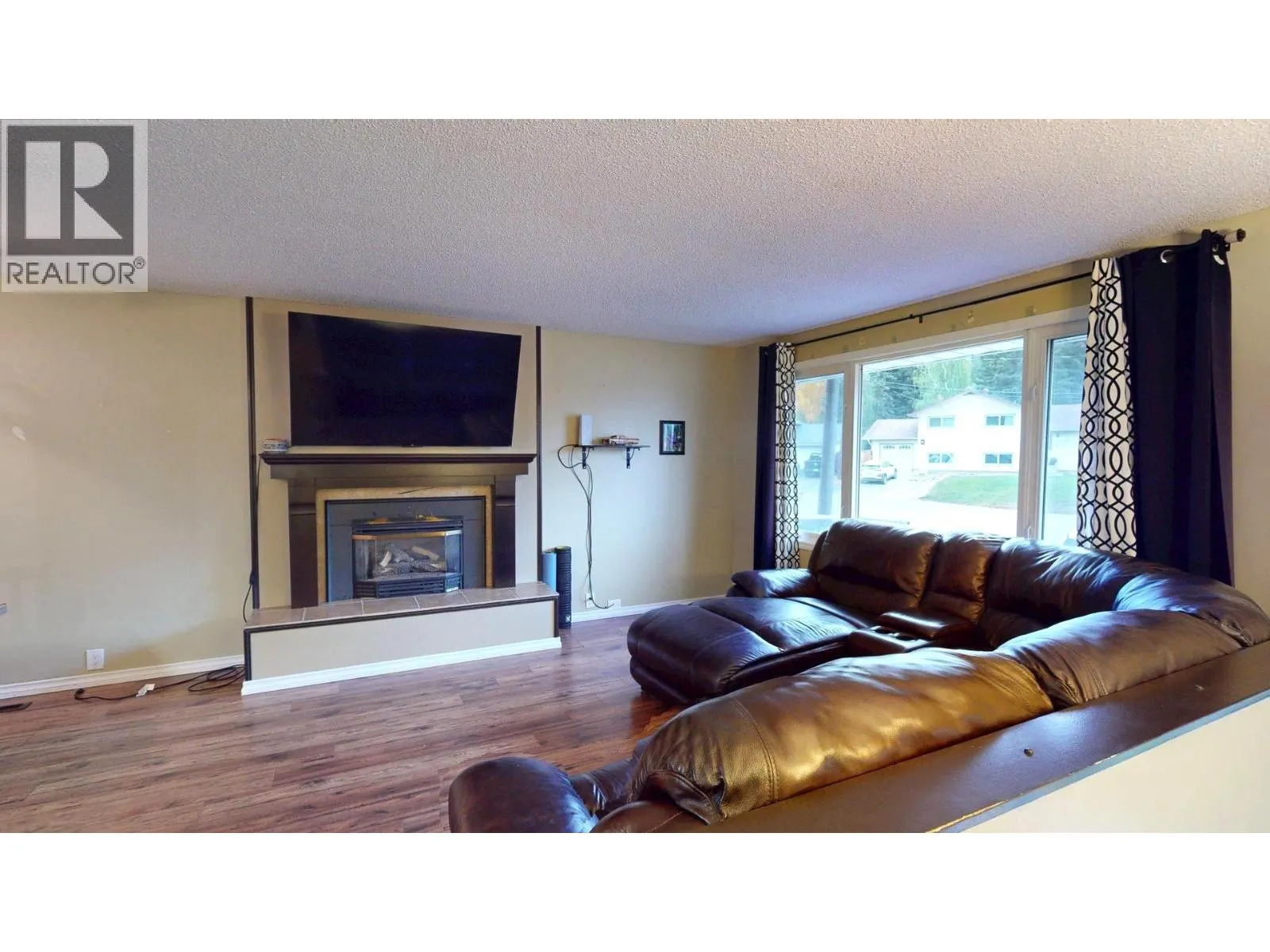 165 CODY Crescent