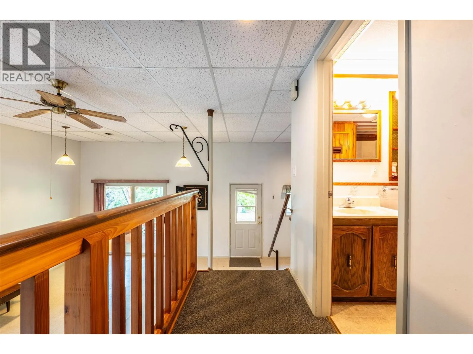 1709 Slocan Crescent