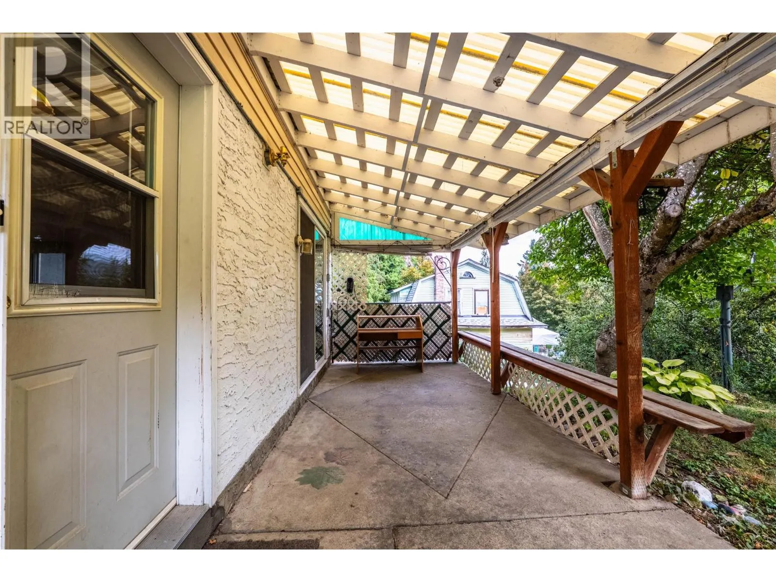 1709 Slocan Crescent