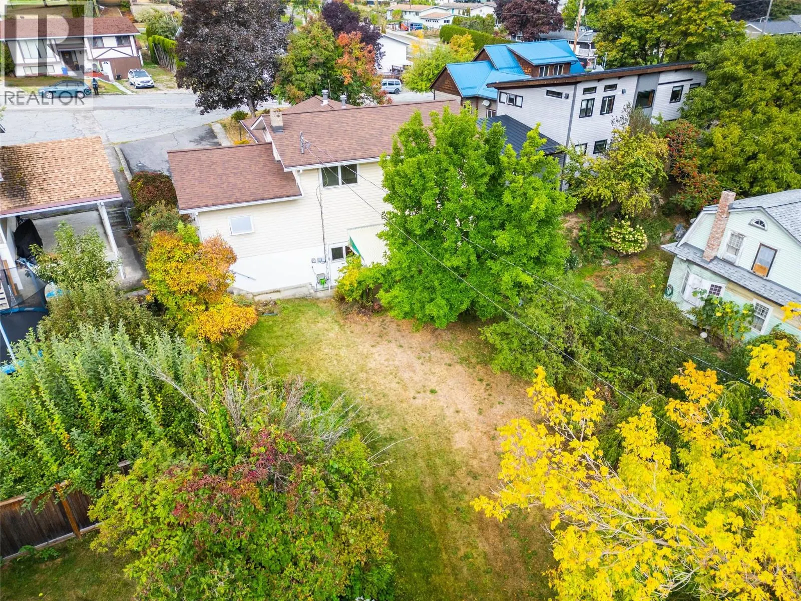 1709 Slocan Crescent
