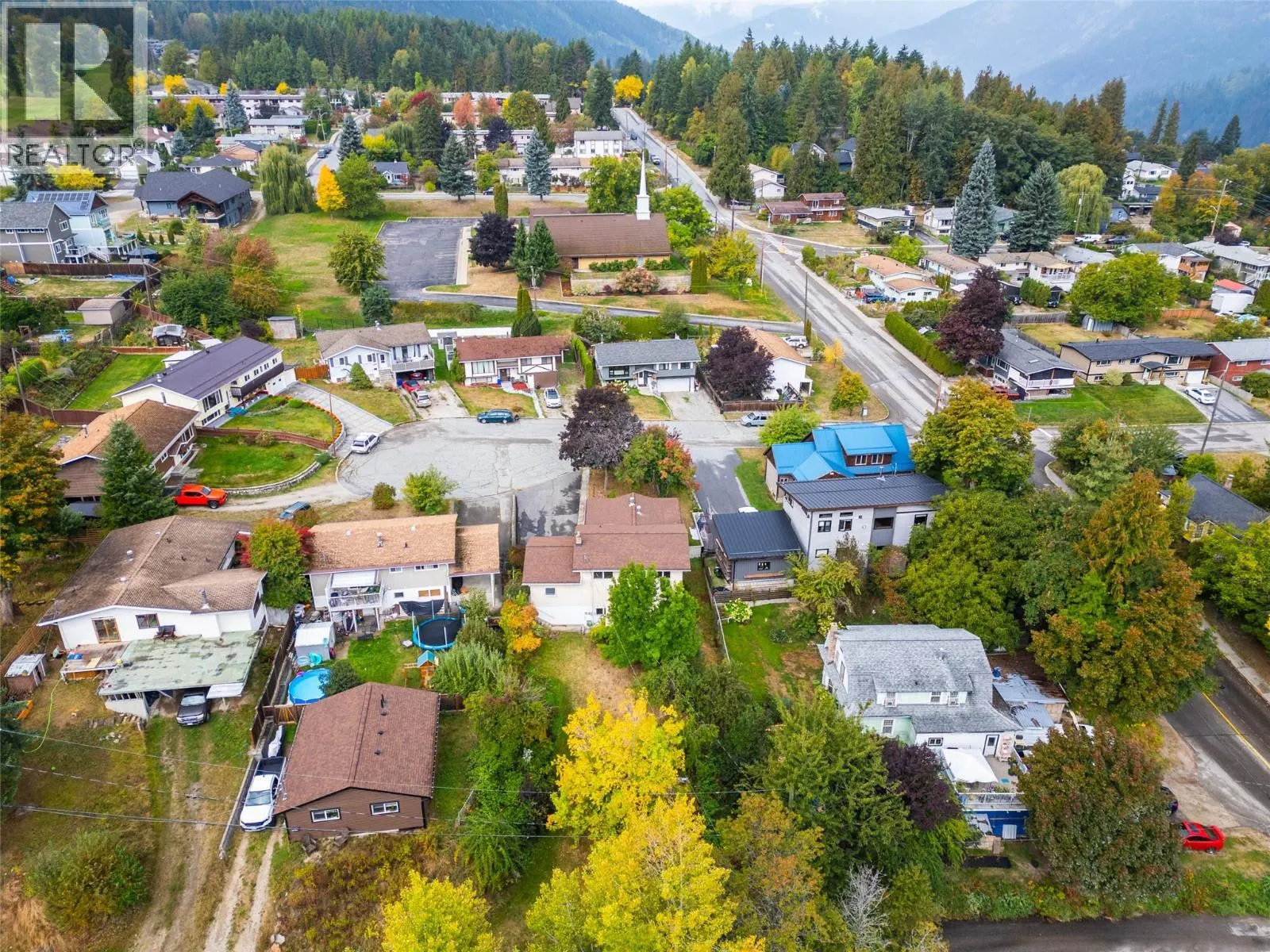 1709 Slocan Crescent