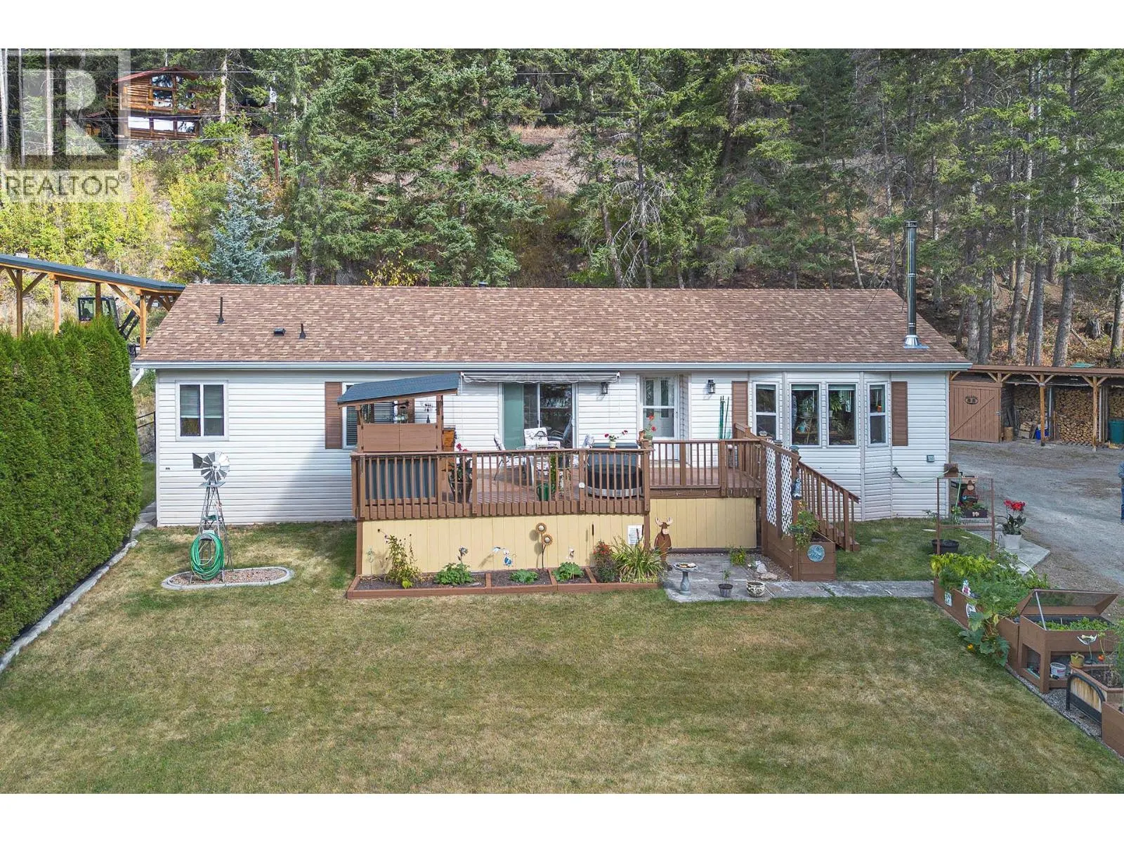 1888 Lakeview Drive