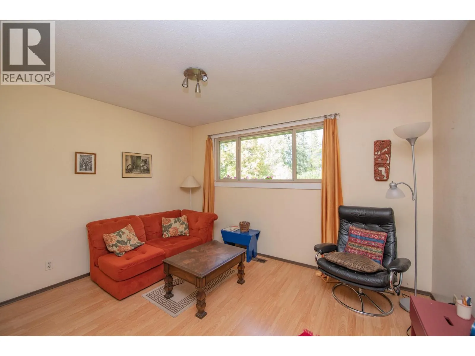 3144 Creighton Valley Road