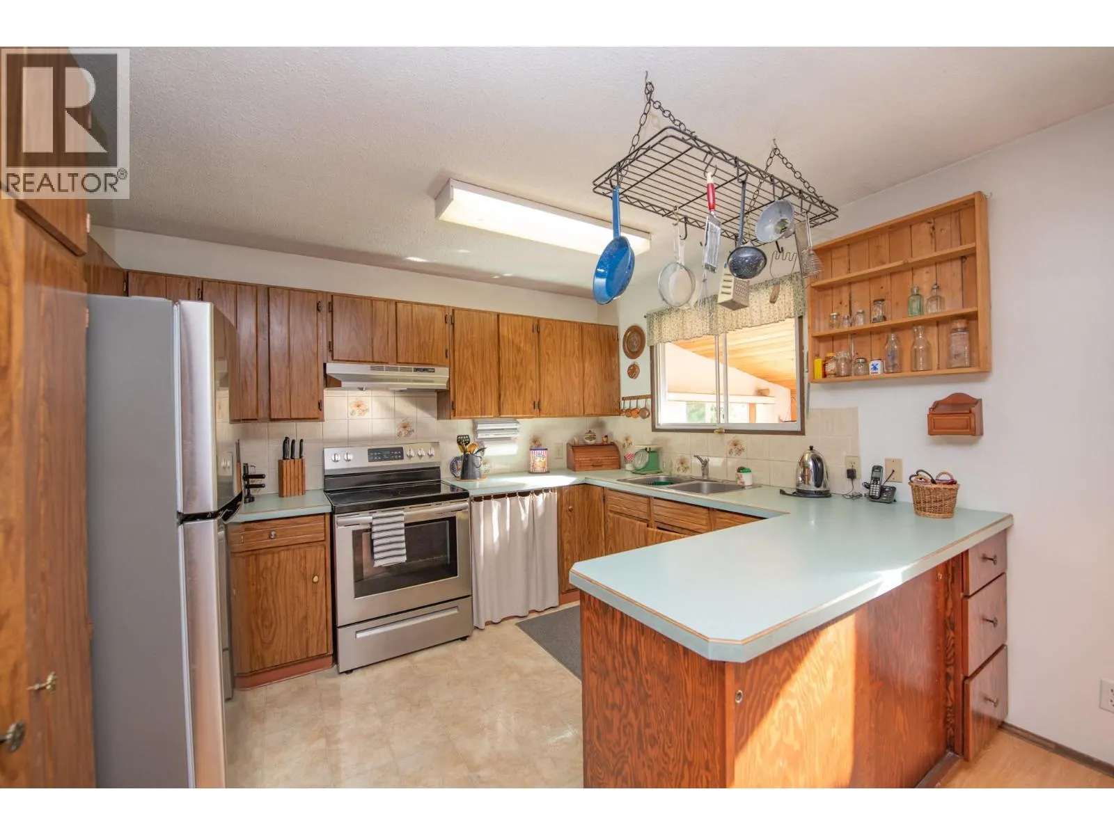 3144 Creighton Valley Road