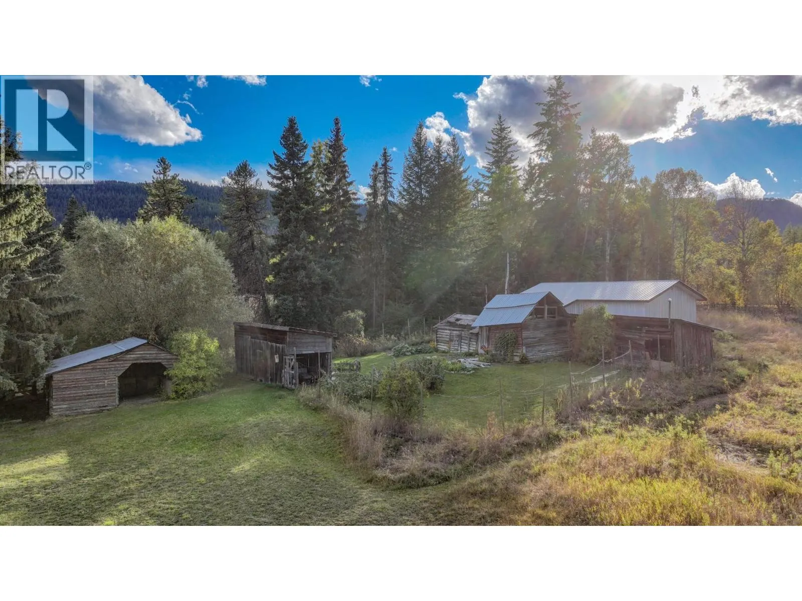 3144 Creighton Valley Road