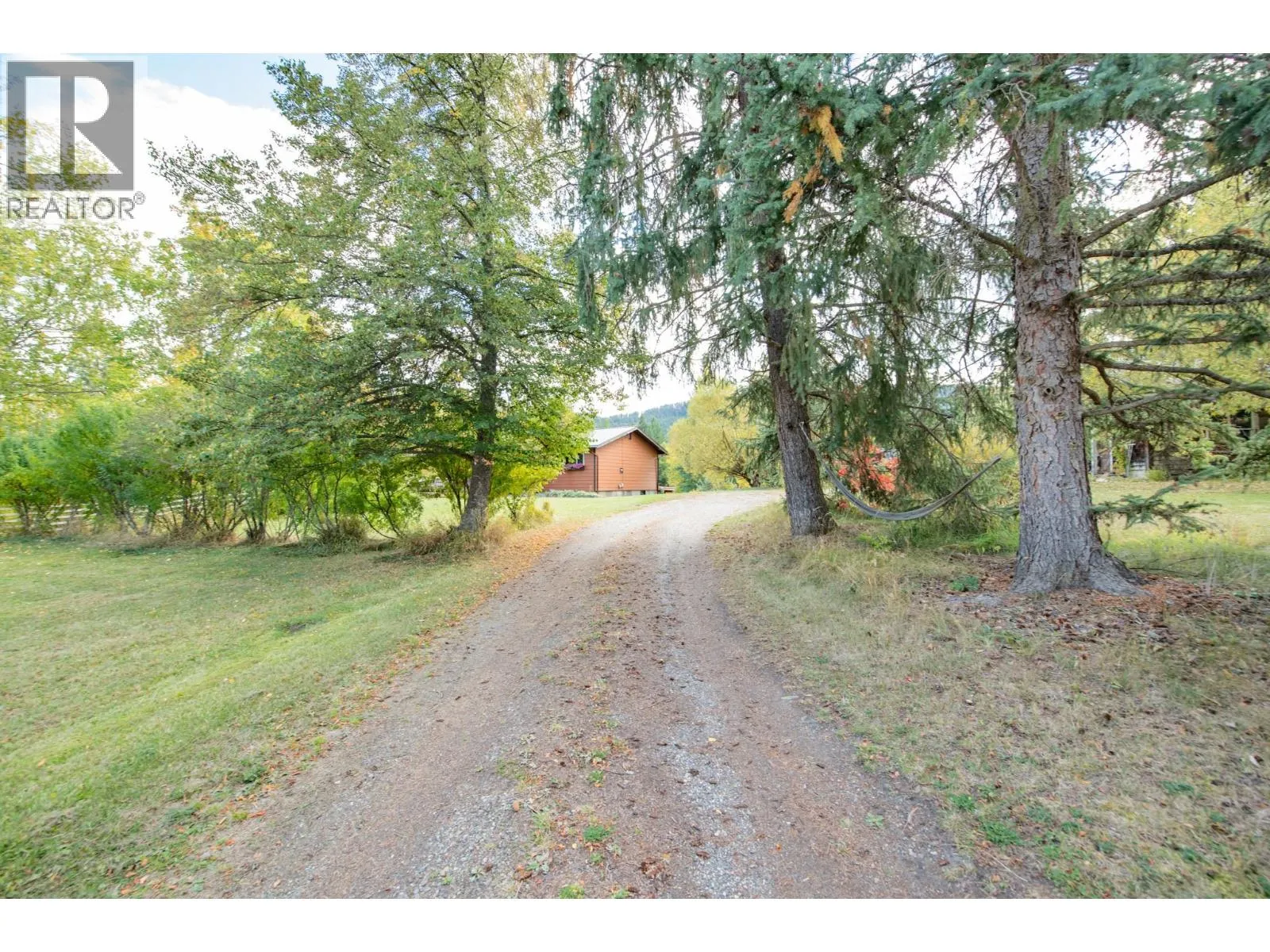3144 Creighton Valley Road