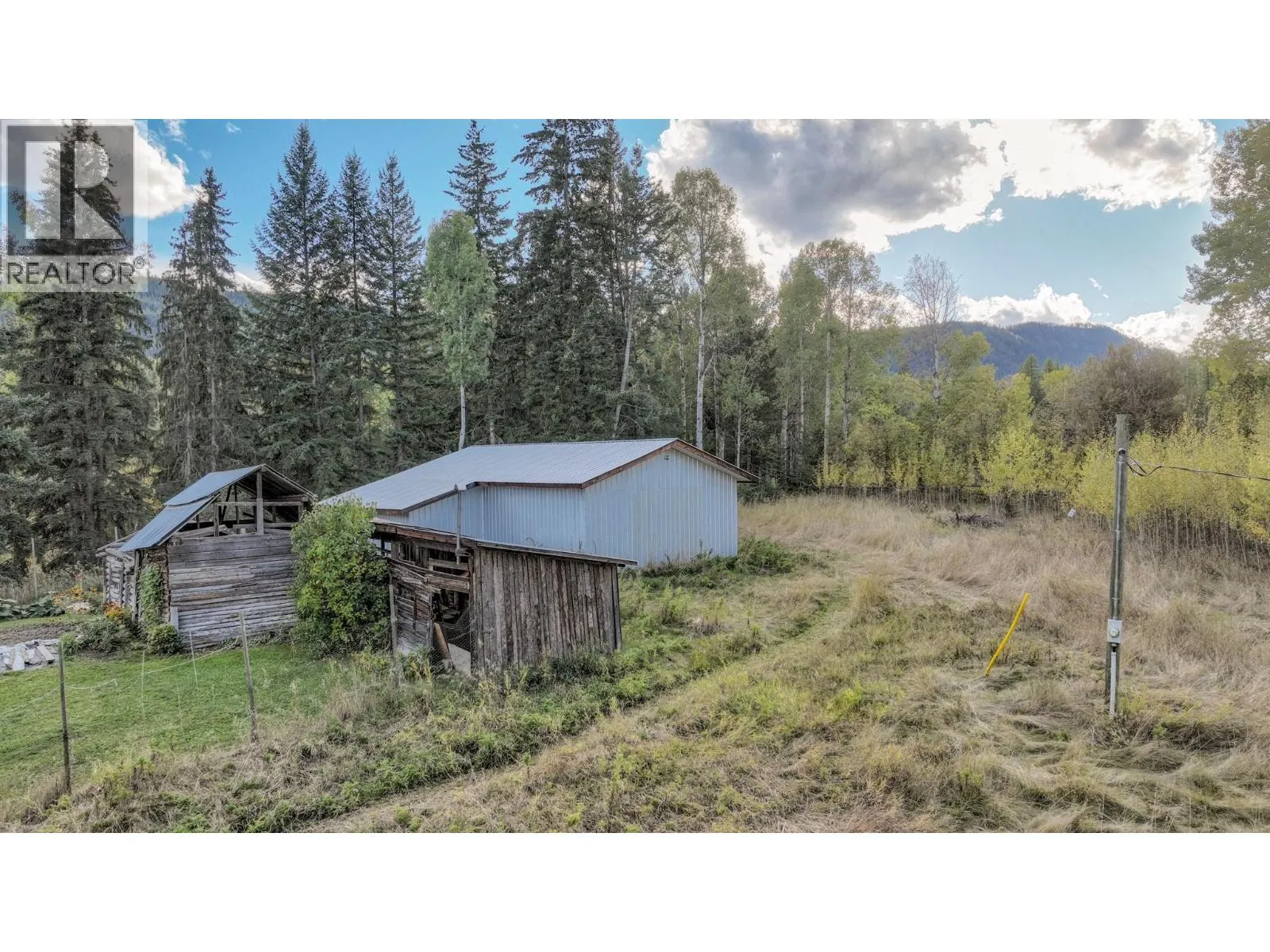 3144 Creighton Valley Road