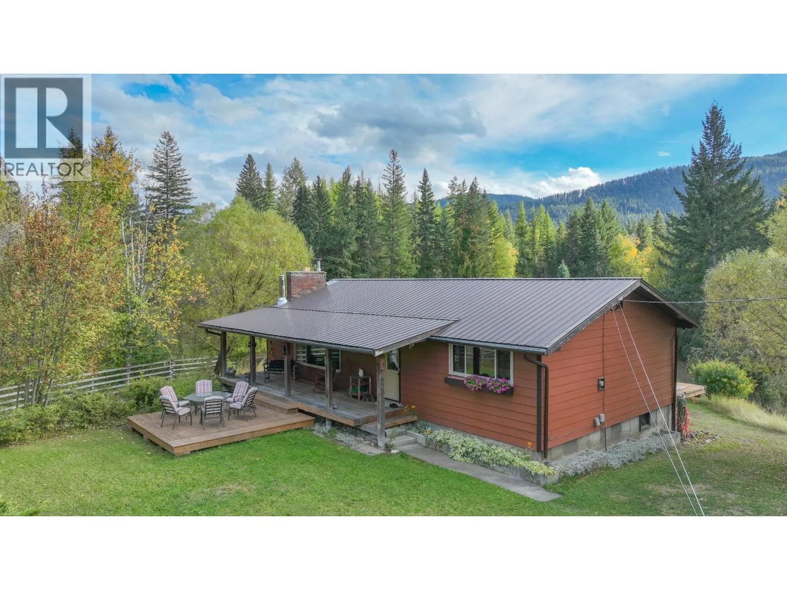 3144 Creighton Valley Road