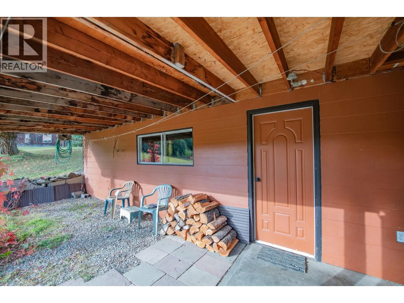 3144 Creighton Valley Road