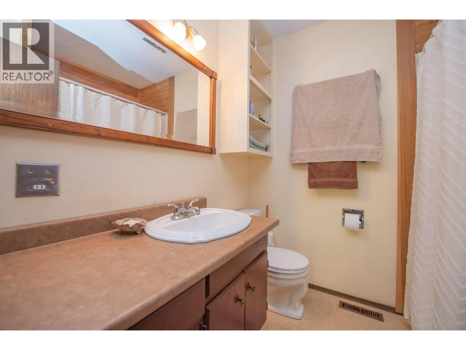 3144 Creighton Valley Road