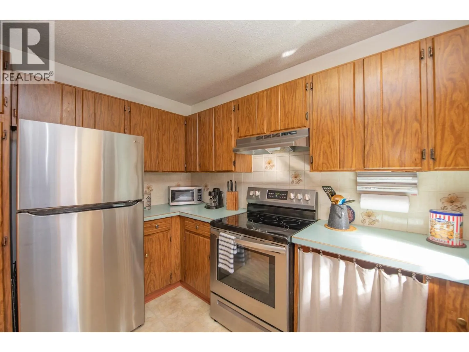 3144 Creighton Valley Road