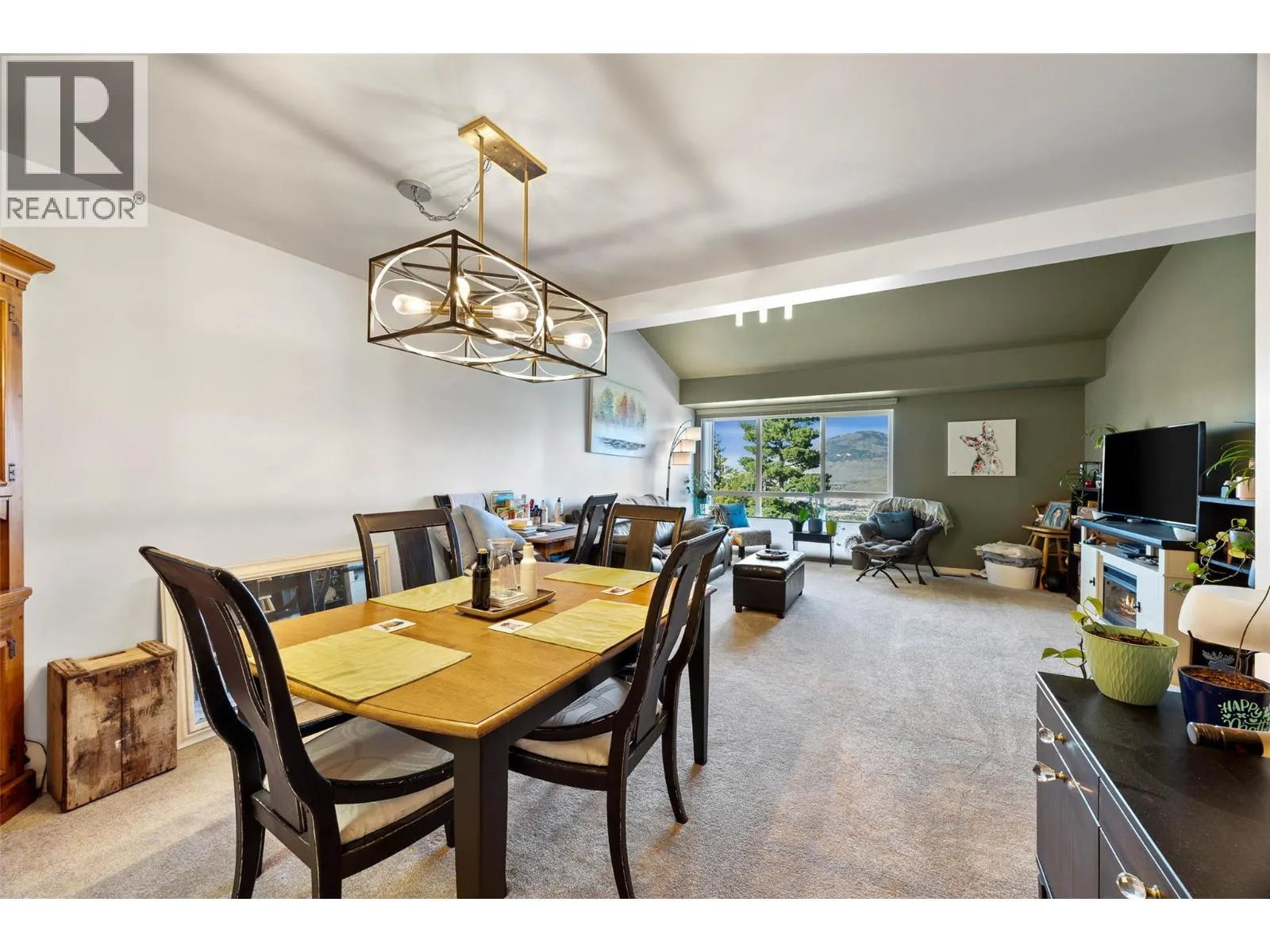 137 MCGILL Road Unit# 17