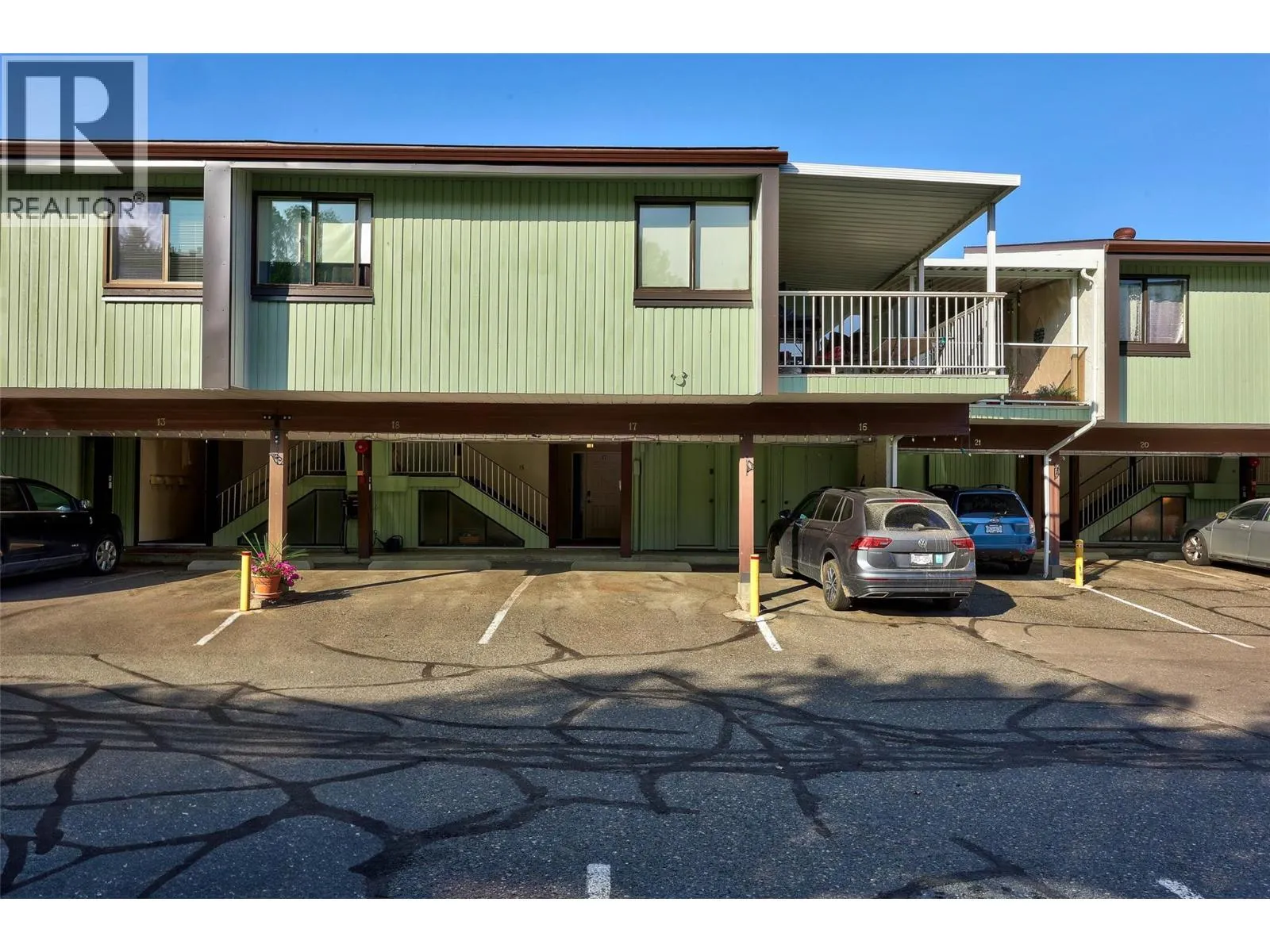 137 MCGILL Road Unit# 17