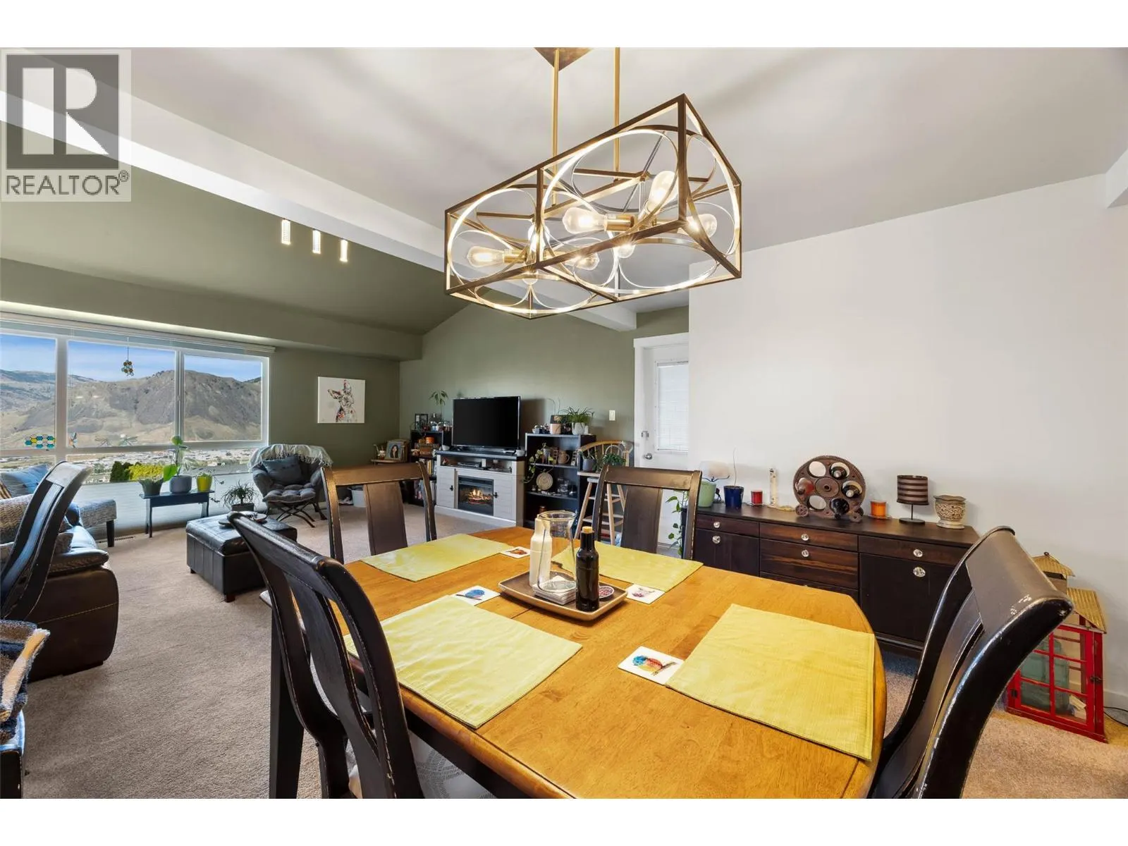 137 MCGILL Road Unit# 17