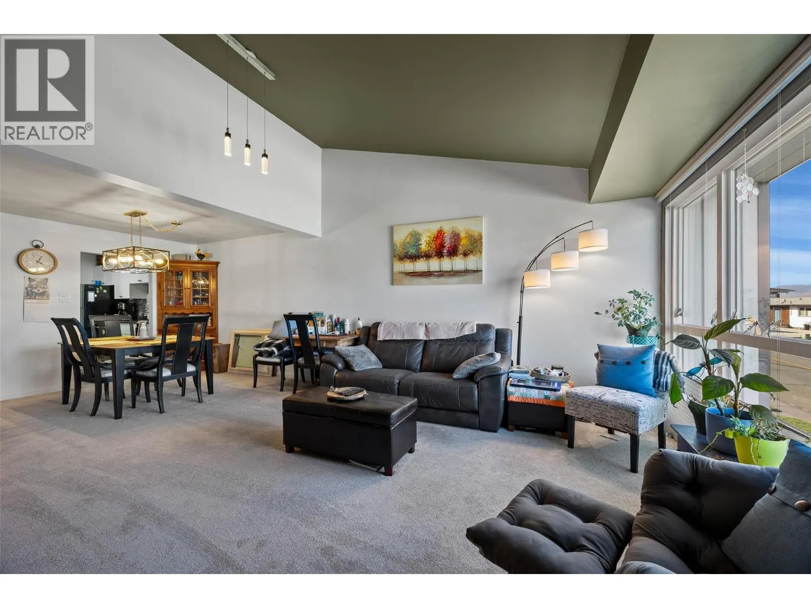 137 MCGILL Road Unit# 17