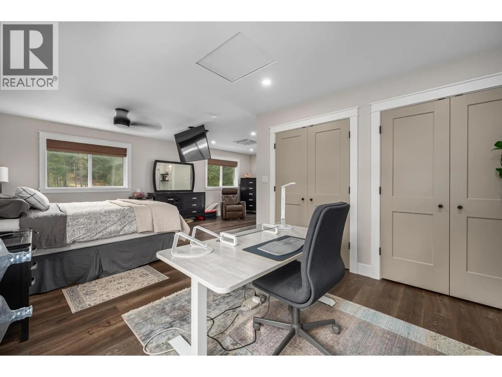 1508 COVERT Place