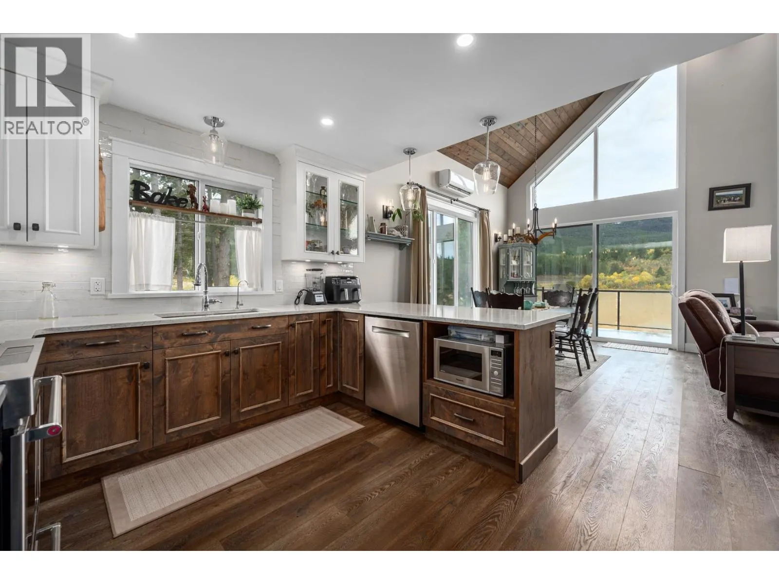 1508 COVERT Place