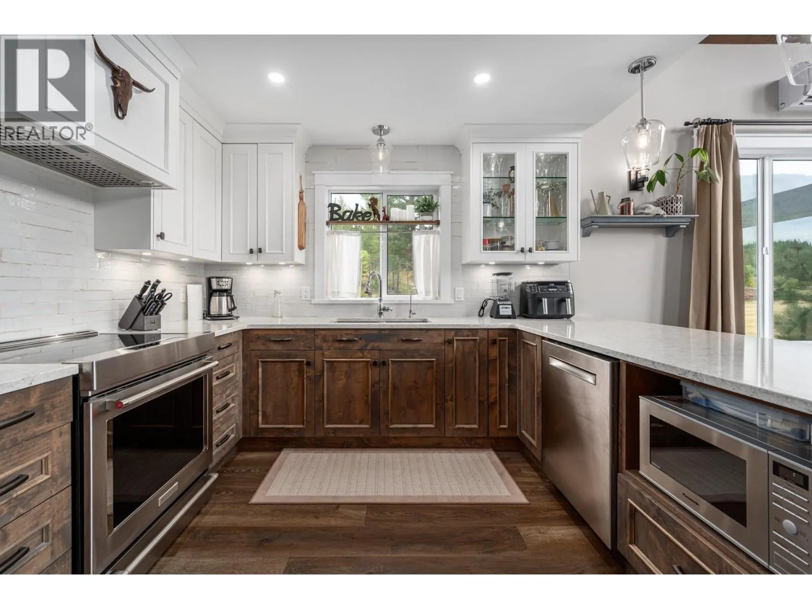 1508 COVERT Place