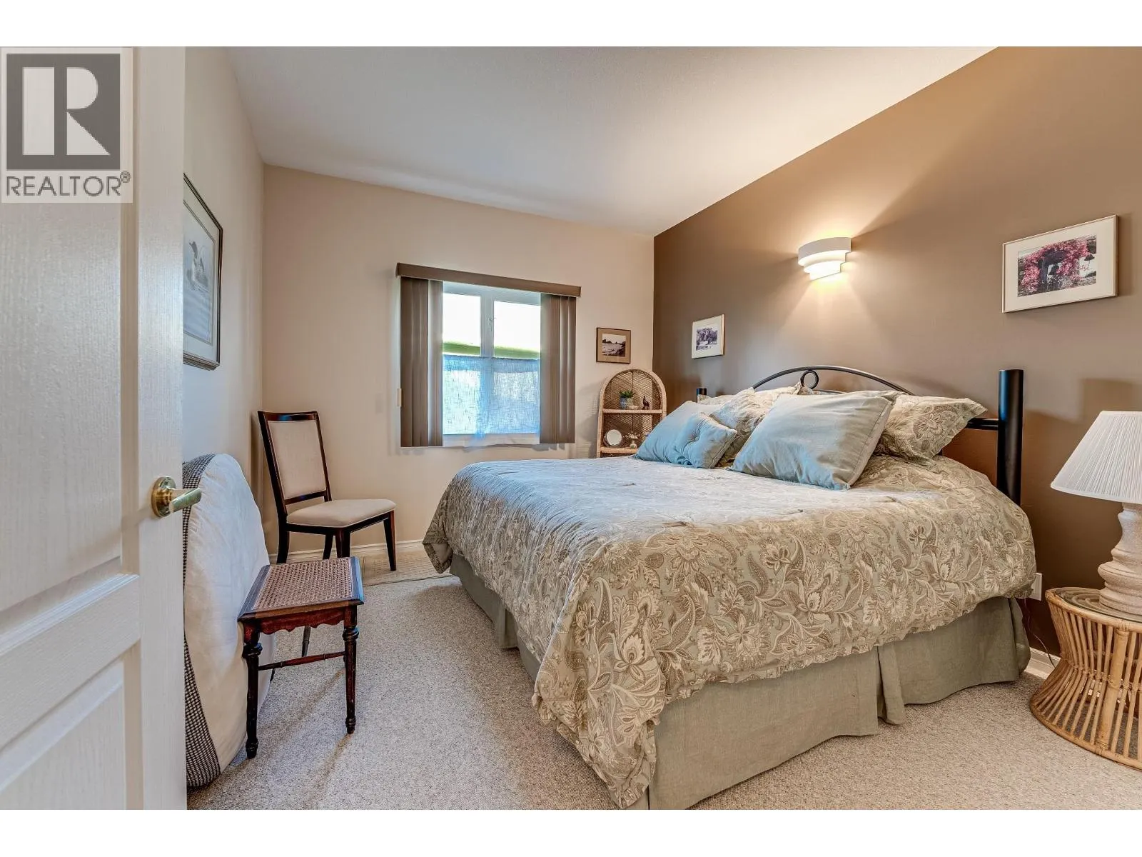 2642 Golf View Place