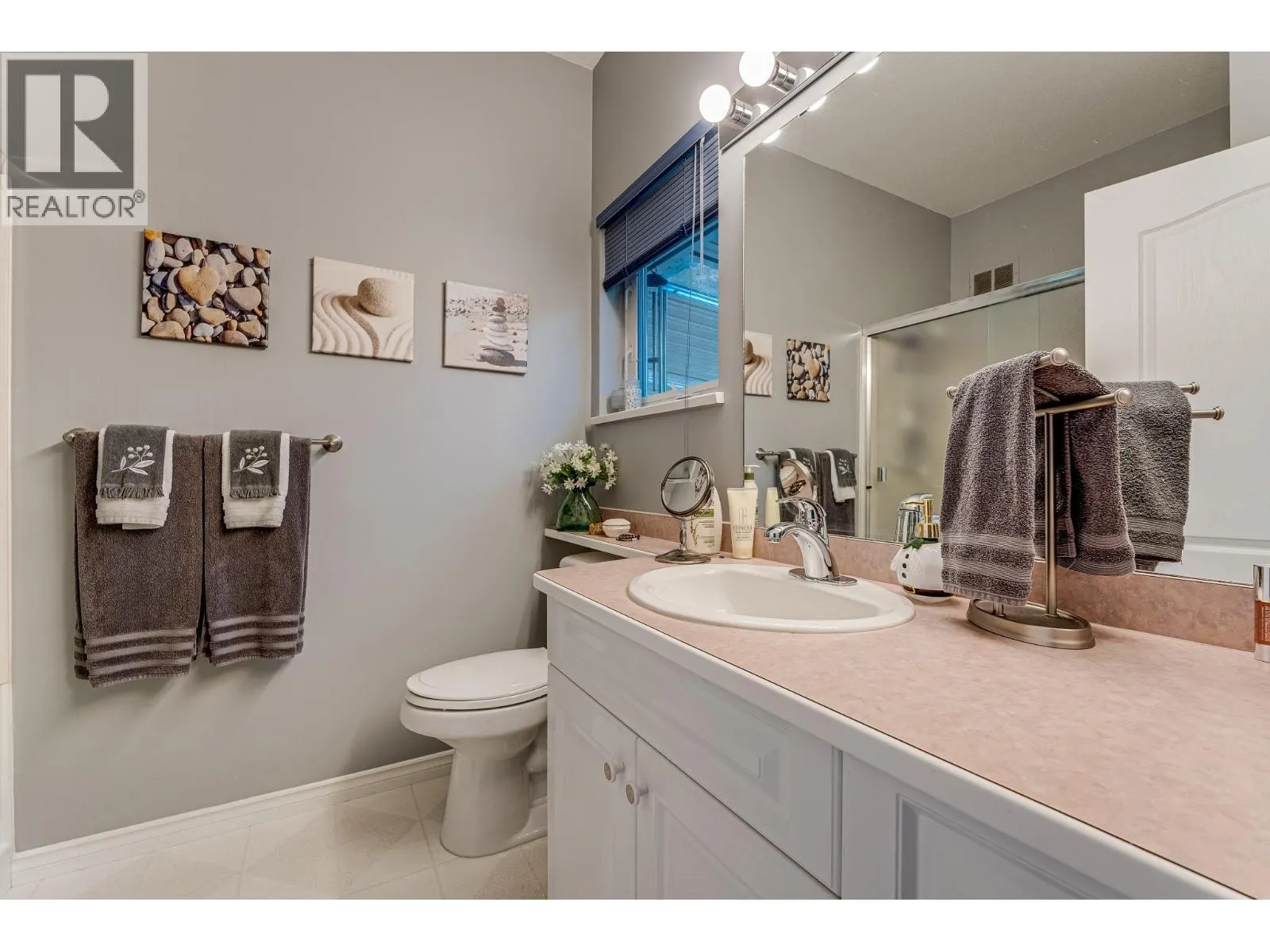 2642 Golf View Place